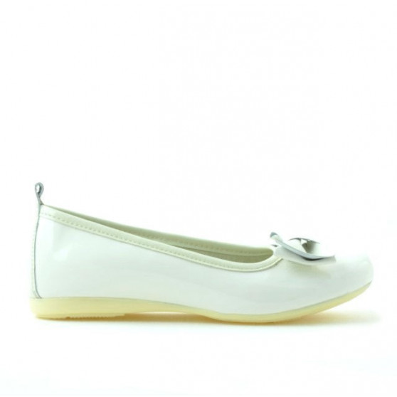 Chaussures enfants 141 vernis beige