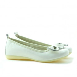 Chaussures enfants 141 vernis beige