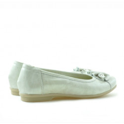 Chaussures enfants 129 verni beige