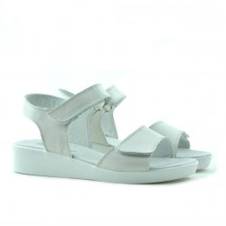 Sandales enfants 532 blanc nacré