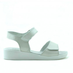 Sandales enfants 532 blanc nacré