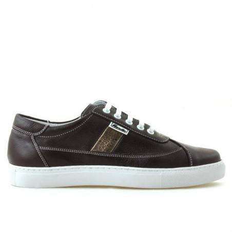 Baskets femme 657 bordeaux
