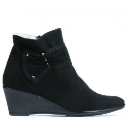 Chaussures femme 242 noir velours
