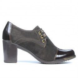 Chaussures décontractées femme 667 vernis café combiné