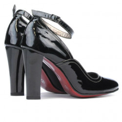 Chaussures élégantes femme 1228 vernis noir