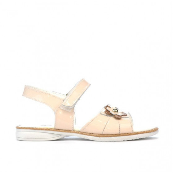 Sandales enfant petites 55c vernis nude Sandales enfant petites 55c vernis nude