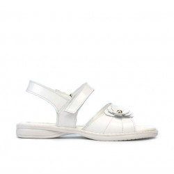 Sandales enfants petits 55c laque blanc