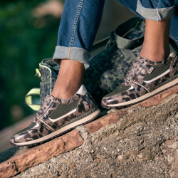 Baskets hommes 833 café camouflage