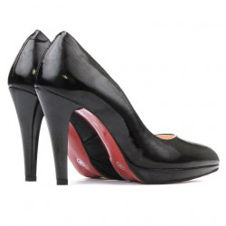 Chaussures élégantes femme 1233 vernis noir satiné