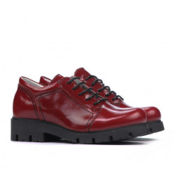 Chaussures enfants 158 vernis bordeaux