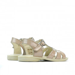 Sandales petits enfants 53c vernis ivoire