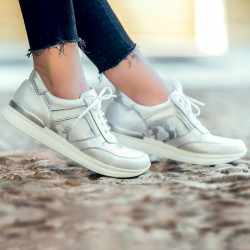 Baskets femme 694 blanc nacré combiné lifestyle
