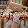 Sac à main femme à bandoulière 020g rose saffiano lifestyle