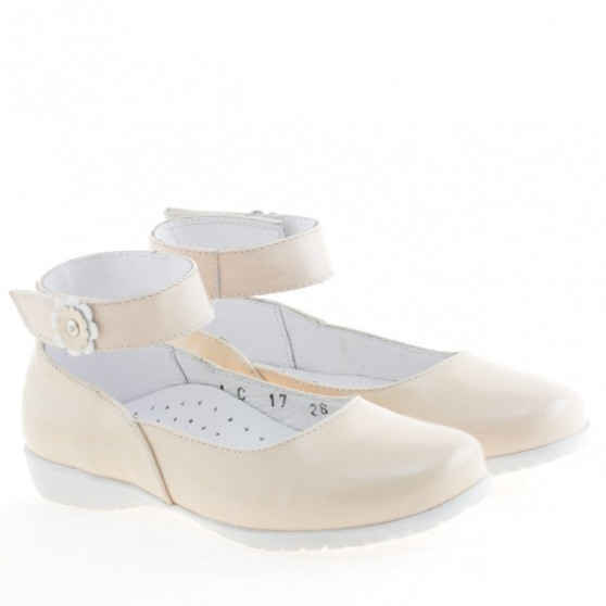 Chaussures petits enfants 17c verni ivoire