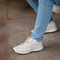 Baskets hommes 974 beige lifestyle