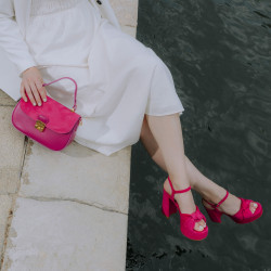 Sac à main femme 022g fuchsia combiné lifestyle