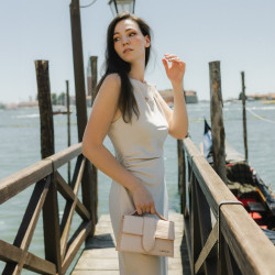 Sac à bandoulière femme 028g croco beige lifestyle