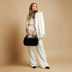 Sac à main femme 038g 01 en daim noir lifestyle