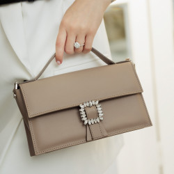 Sac à main femme 039g 01 taupe lifestyle