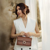 Sac à main femme 039g marron cognac lifestyle