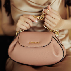 Sac bandoulière femme 027g poudre rose lifestyle