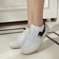 Baskets femme 6088 blanc+beige lifestyle