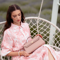 Sac à main femme bandoulière 041g rose poudre saffiano lifestyle