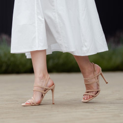 Sandales femme 1345 beige velours lifestyle