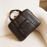 Sacoche ordinateur portable 302g 01 marron foncé lifestyle