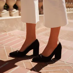 Chaussures élégantes femme 1361 velours noir lifestyle