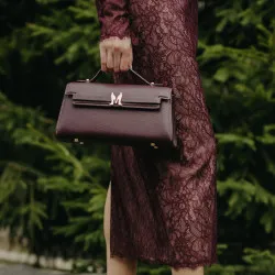 Sac à main pour femme 041g bordeaux lifestyle
