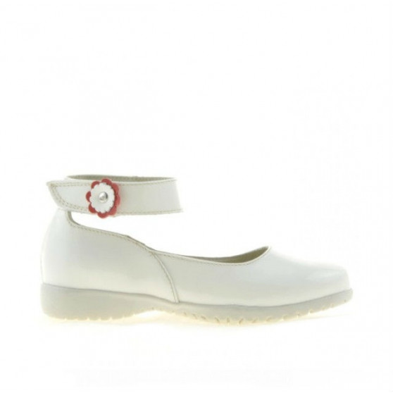 Chaussures petits enfants 17c vernis beige Chaussures petits enfants 17c vernis beige