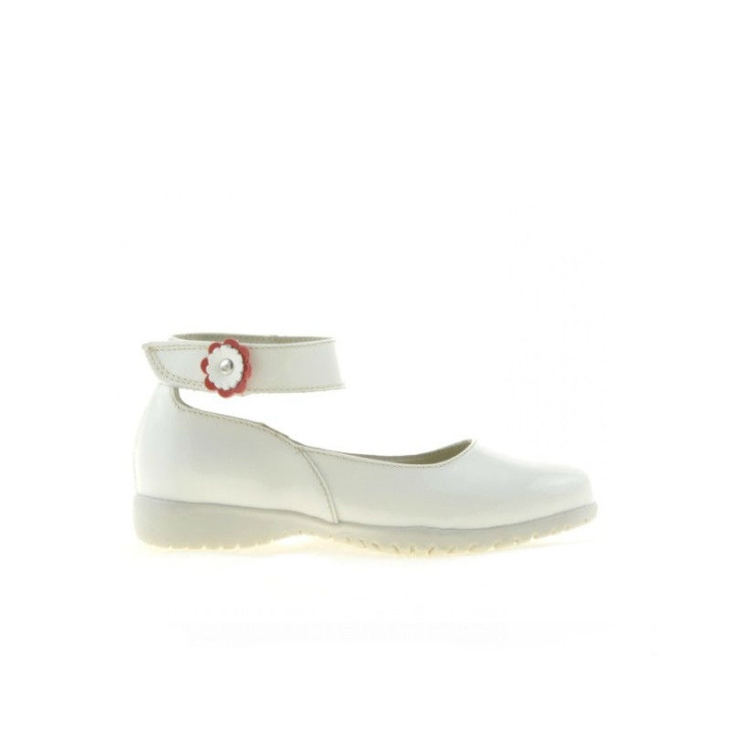 Chaussures petits enfants 17c vernis beige
